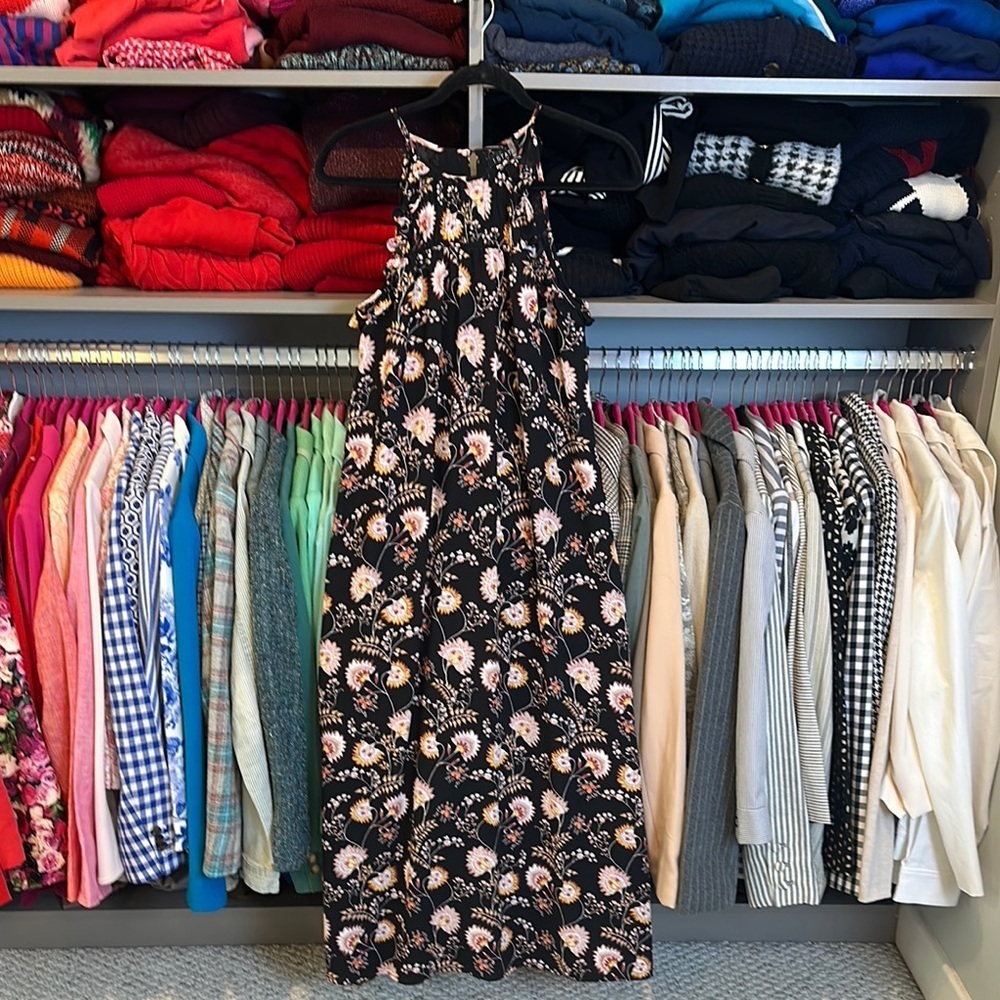 1. State black/pink flower sleeveless button back keyhole closure maxi dress